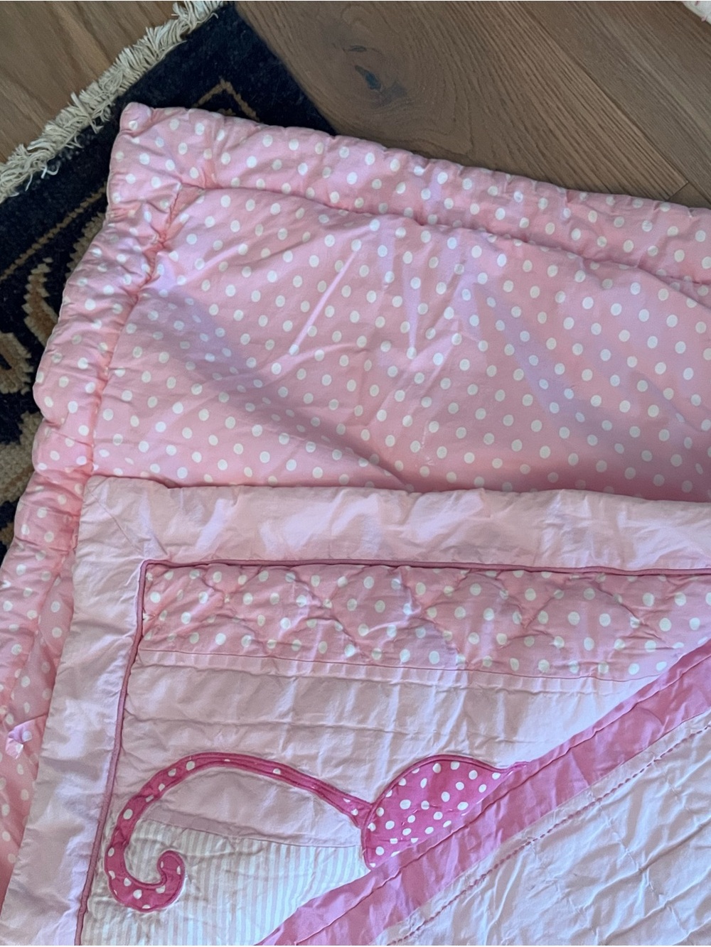 Pottery Barn Kids vintage reversible Quilt and 2 shams set polka dot mouse - Picture 5 of 6